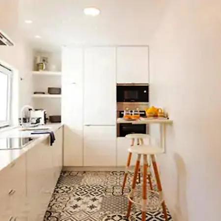 Comfortable And Bright -