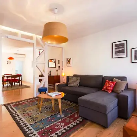 Comfortable And Bright - *