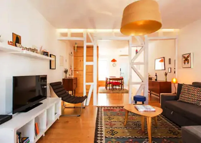 Comfortable And Bright - *