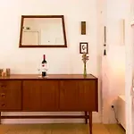 Διαμέρισμα Comfortable And Bright - *